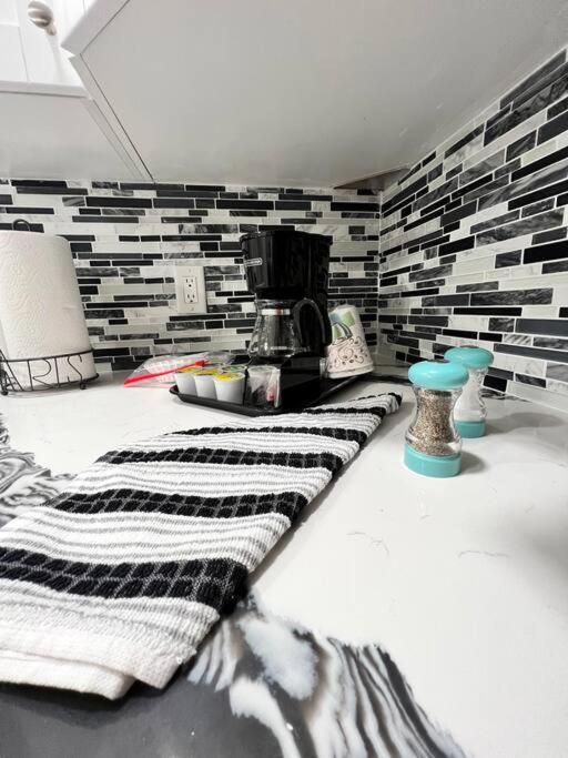 Grey Novo Studio + Free-Parking&Wifi Τάμπα Εξωτερικό φωτογραφία